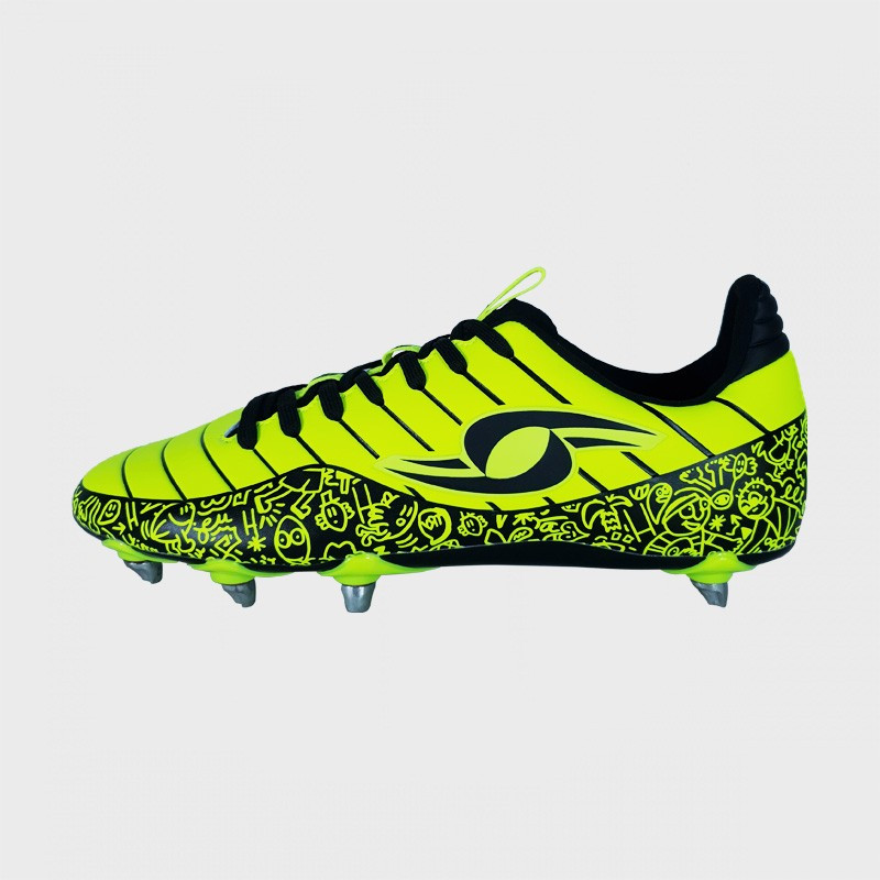 Chaussures de rugby jaune et noir